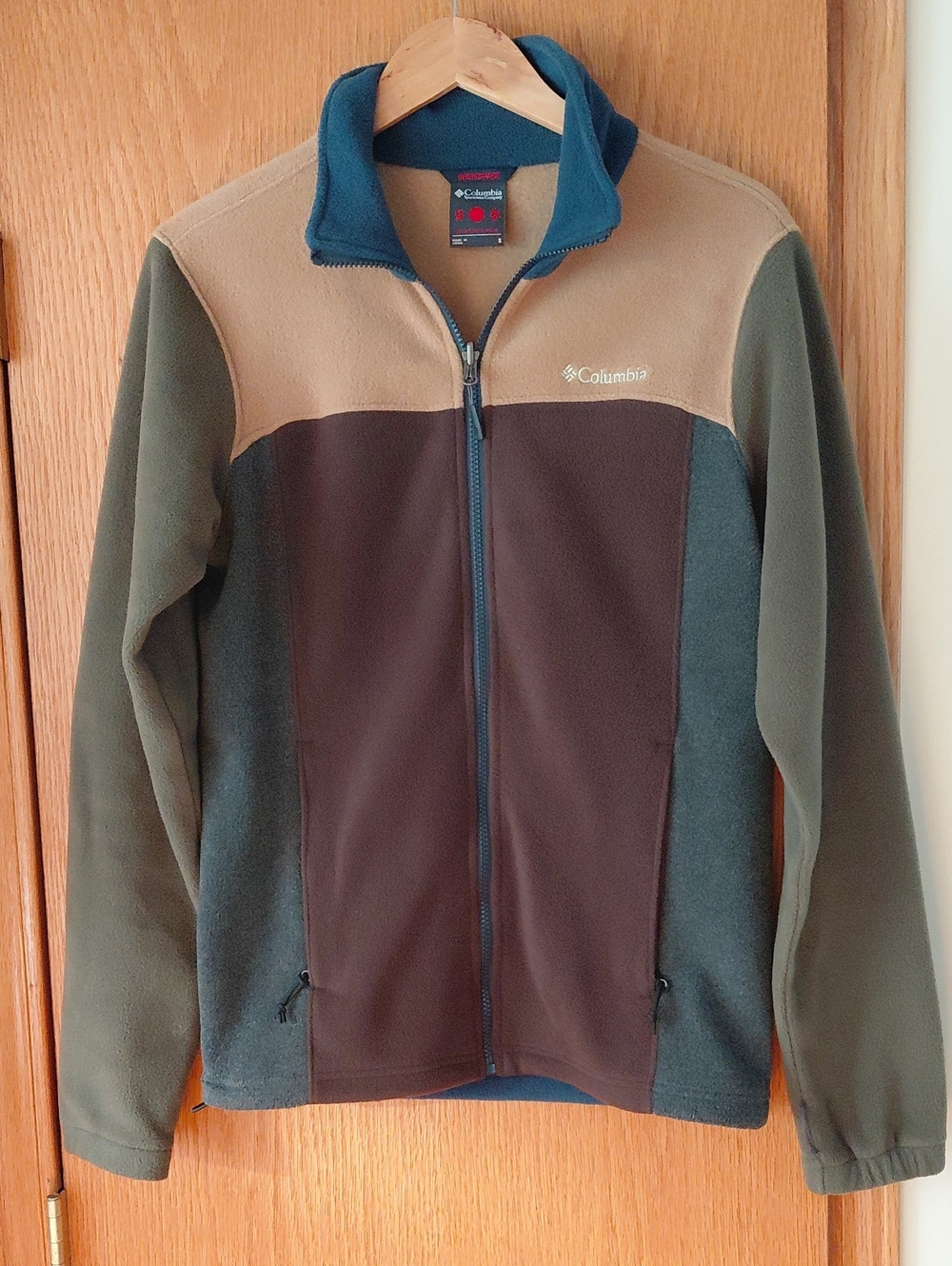 Columbia interchange fleece.